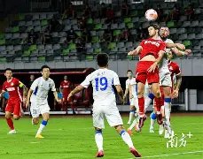 郑妩双领先,却遭逆转,世界排名再,好博体育官网,Hao,BoSports,足球直播,篮球赛事,体育高清,NBA直播