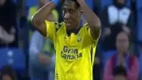 德甲球队三人感染新冠，球员称仍需正常训练