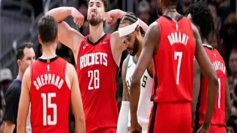 【红军关键传球】阿诺德在多库之役，历经11次失误终传神助攻逆转战局