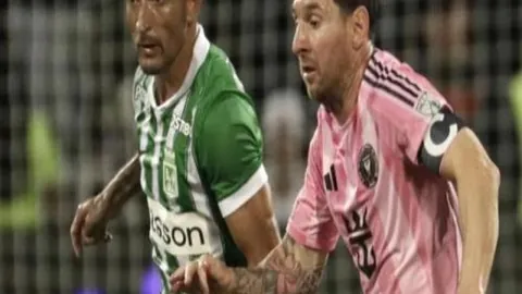 印尼足球风云再起：德瓦FC能否在7胜5负的交锋中再创辉煌？